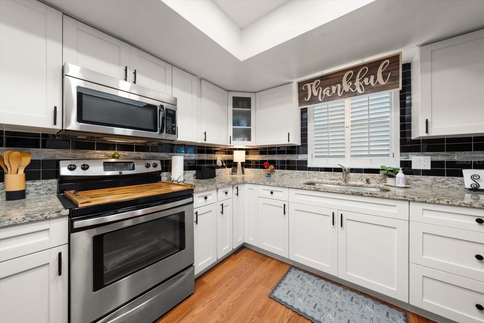 1651 S Lake Ave #3 photo 5