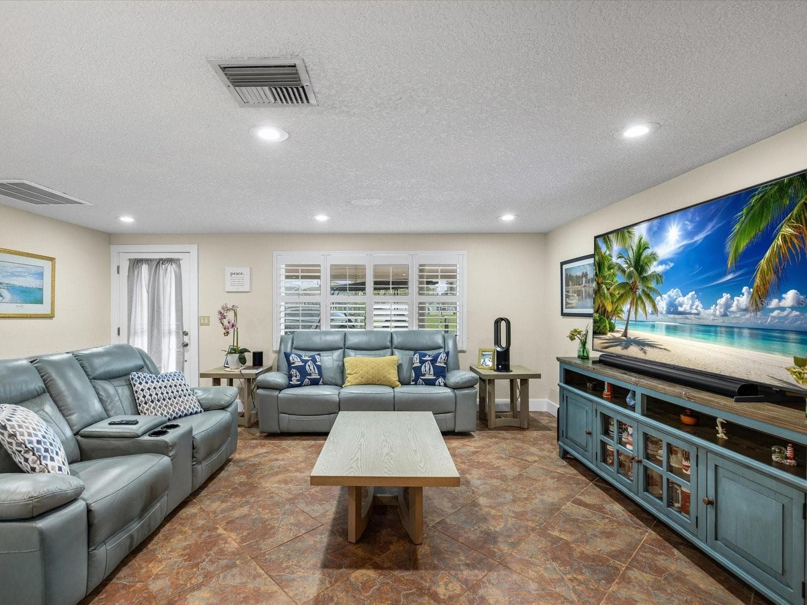 13521 Veronica Dr photo 3