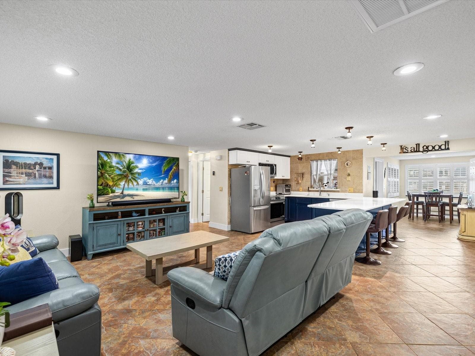 13521 Veronica Dr photo 4