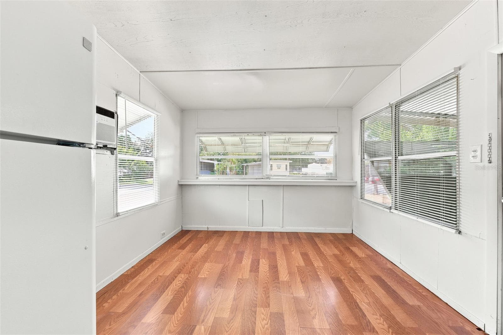 7115 Lofty Dr photo 3