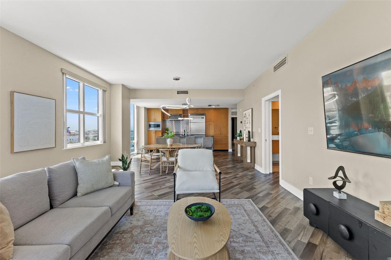 1120 E Kennedy Blvd #1229 photo 3