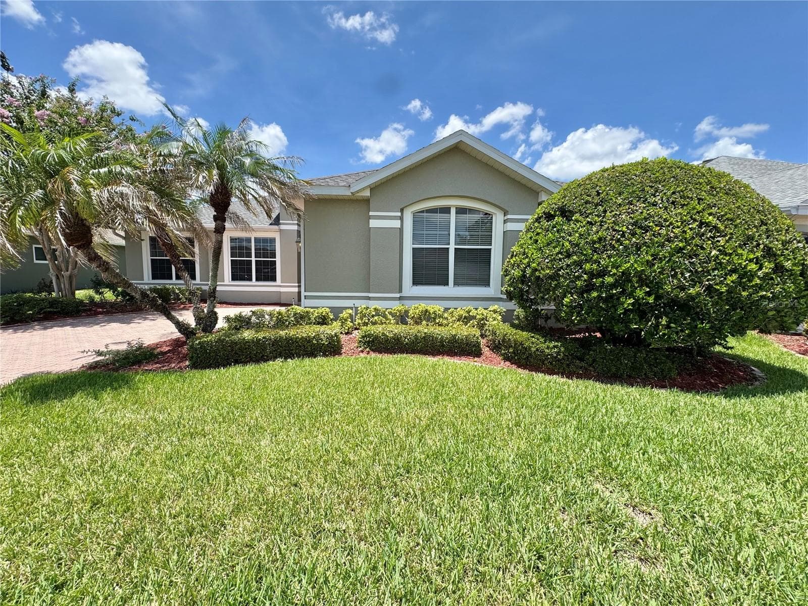 2820 Traditions Blvd S photo 3