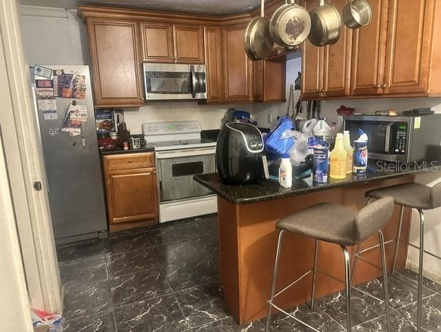 4618 Pompano Dr photo 4