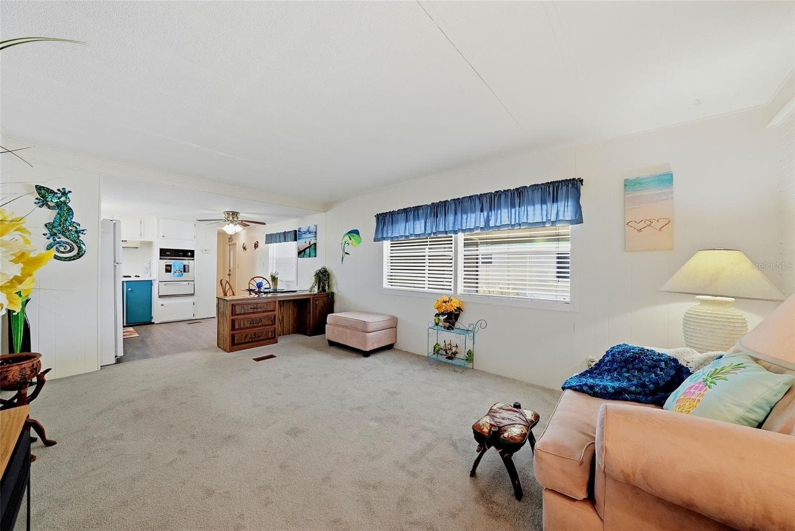 12116 Horseshoe Ln photo 3