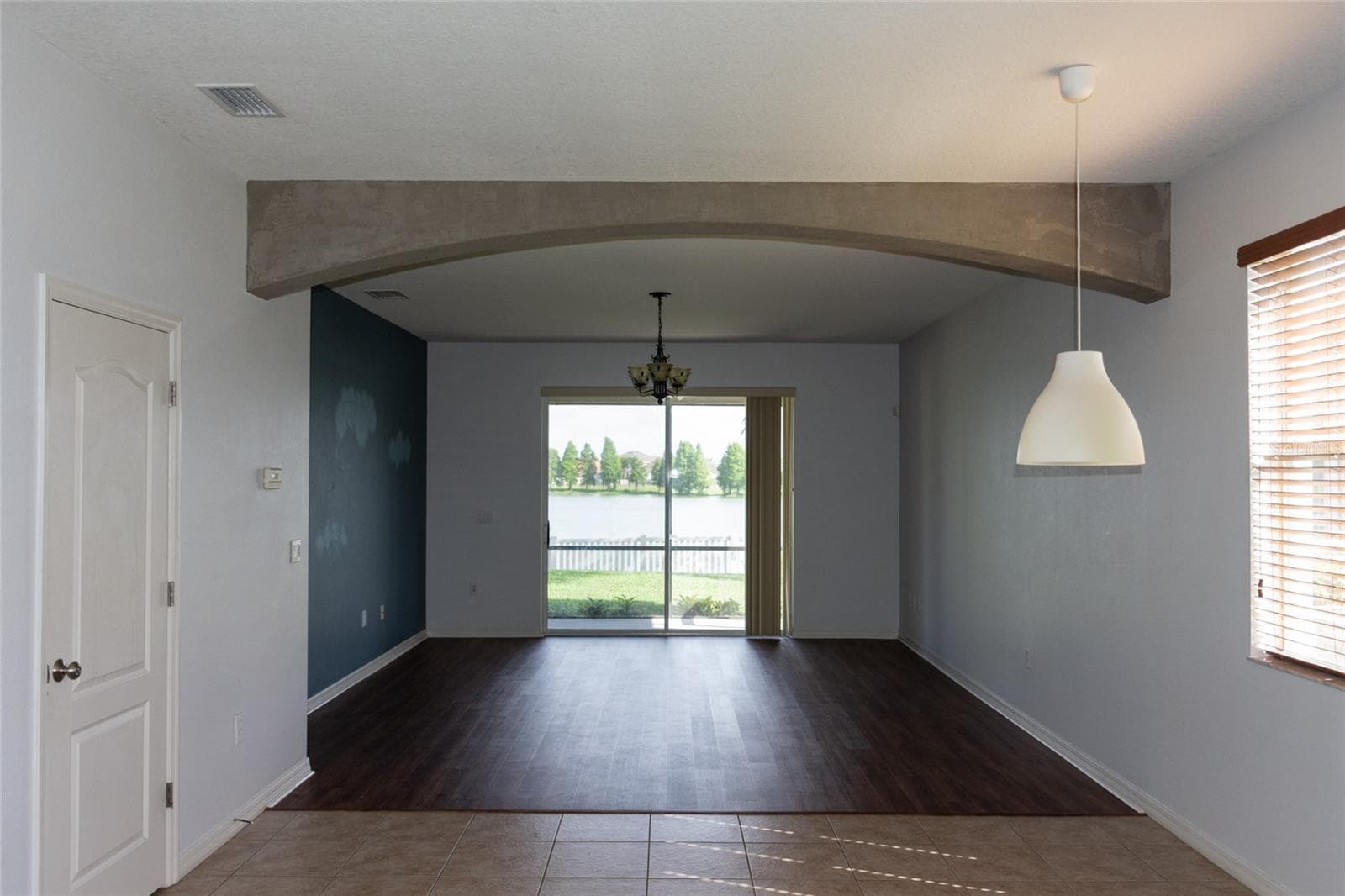 2504 Ladoga Dr photo 4