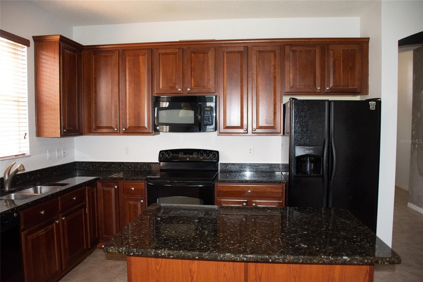 2504 Ladoga Dr photo 5