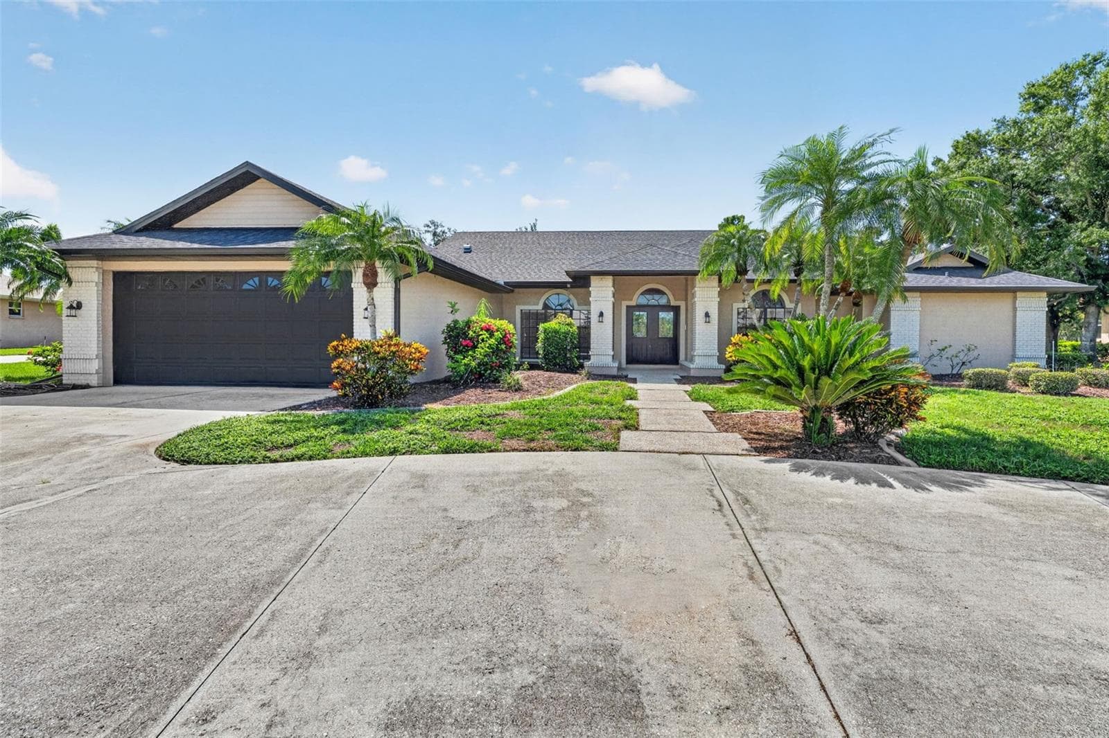 2941 Wilderness Blvd E photo 3
