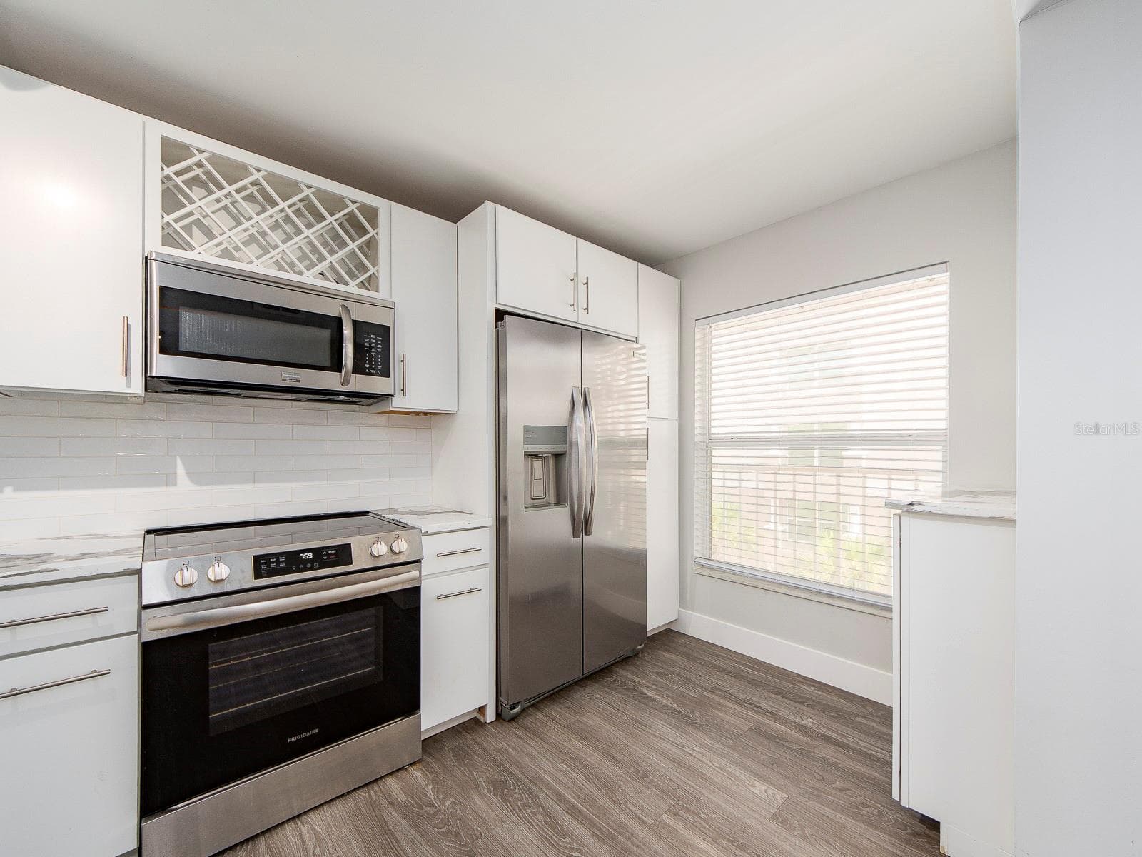 121 Island Way #334 photo 4