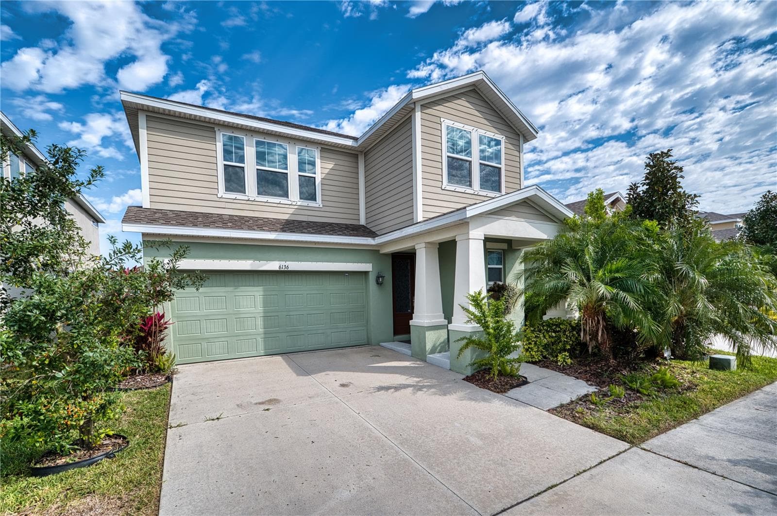6136 Voyagers Pl photo 4