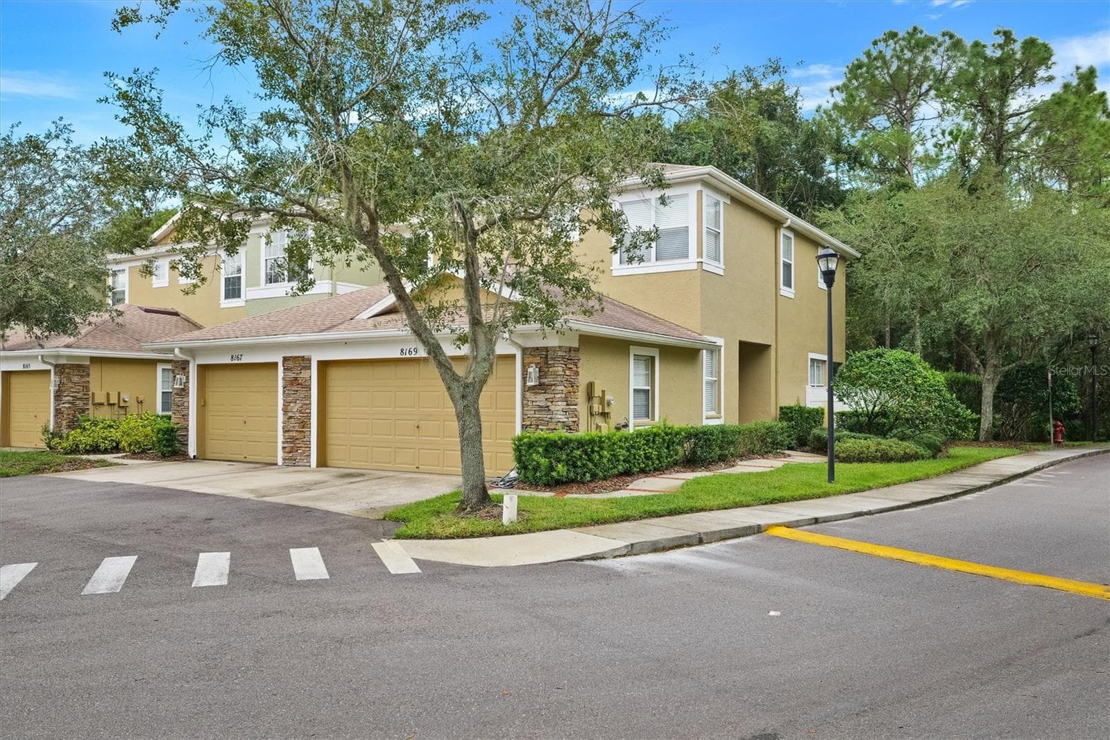 8169 Stone Leaf Ln
