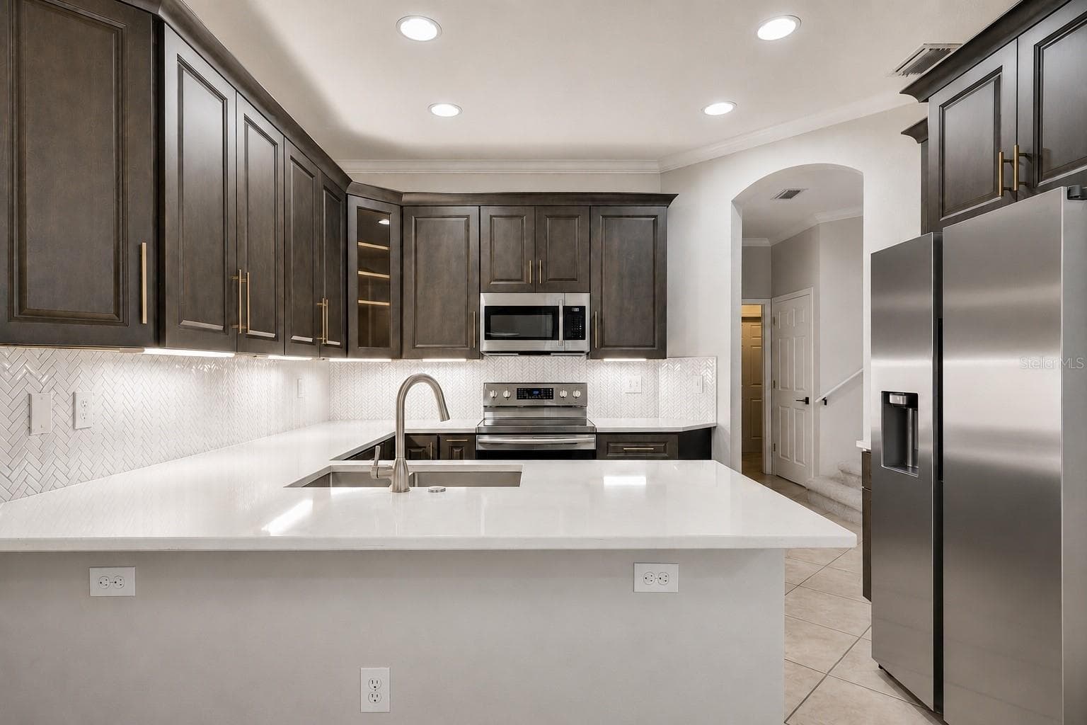 8169 Stone Leaf Ln photo 4