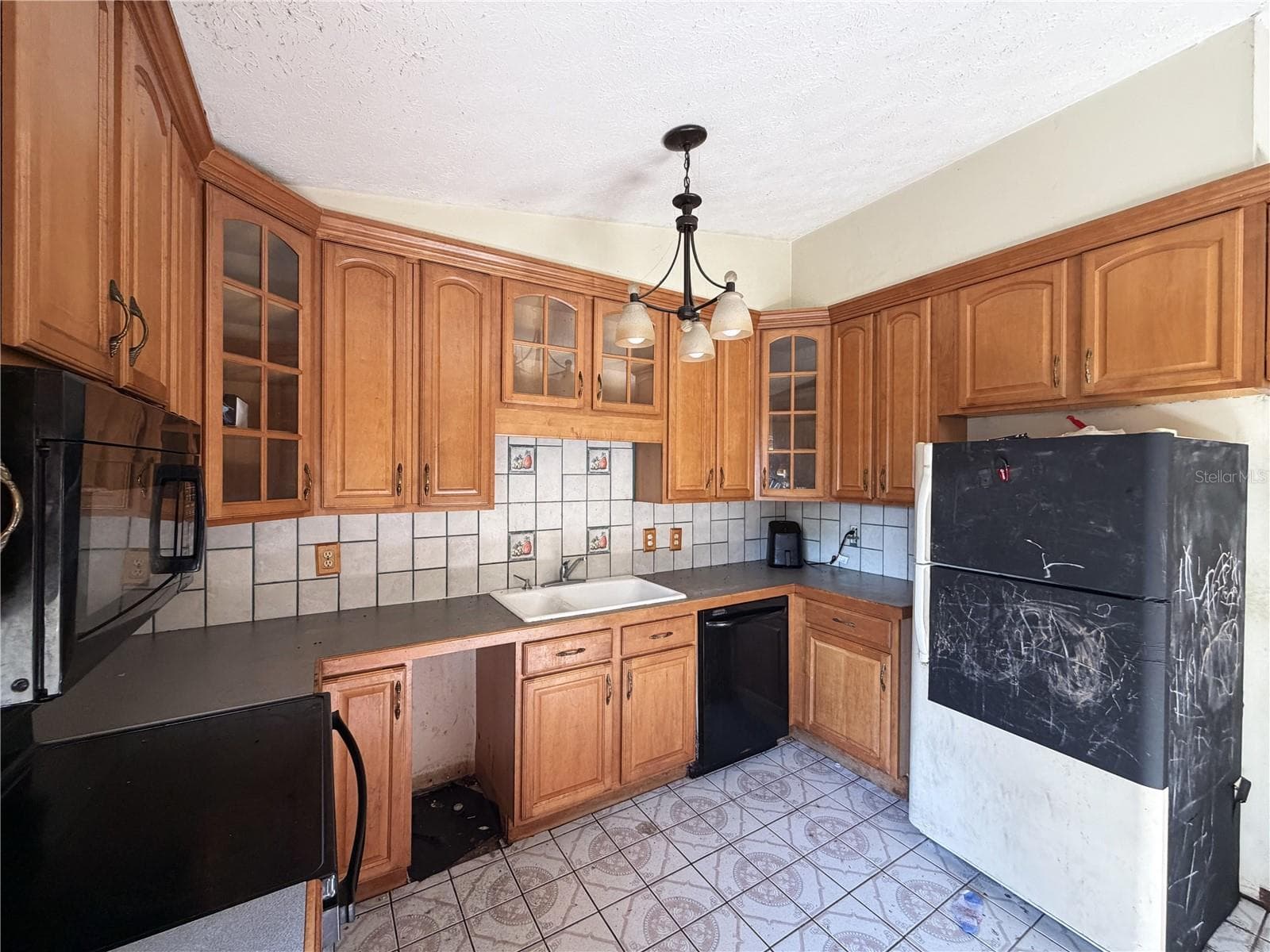 14705 Penguin Pl photo 3