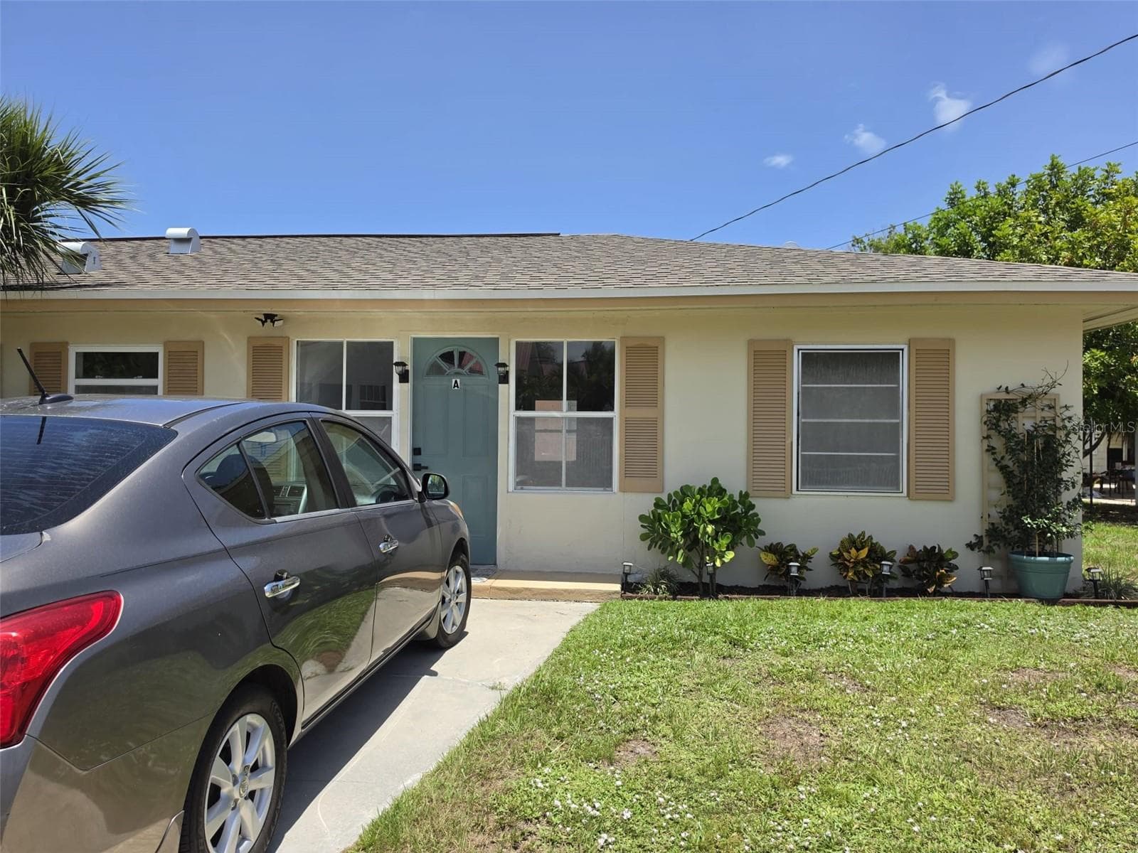 121 Bay St photo 3