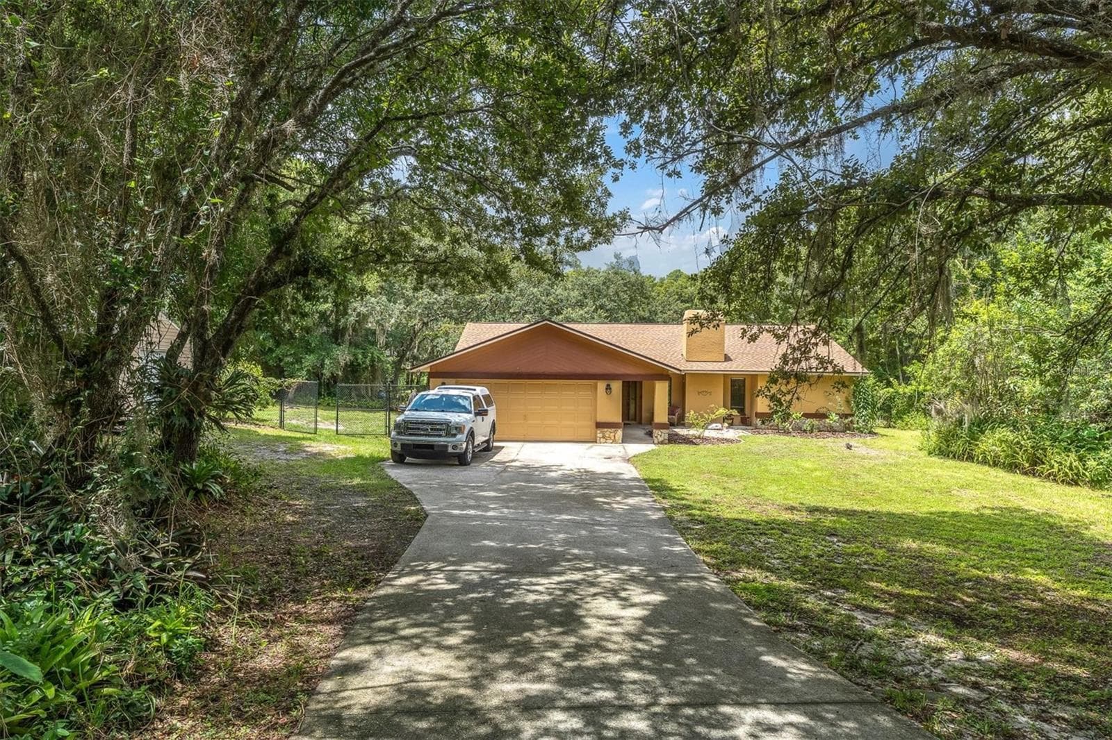 6812 Ridge Top Dr photo 3