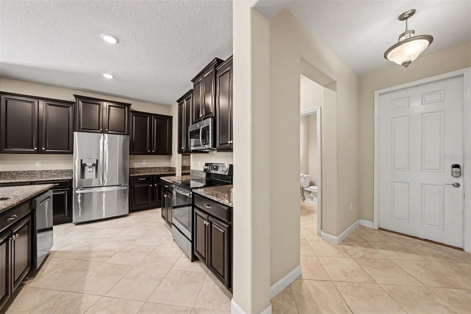 10032 Sage Creek Dr photo 5