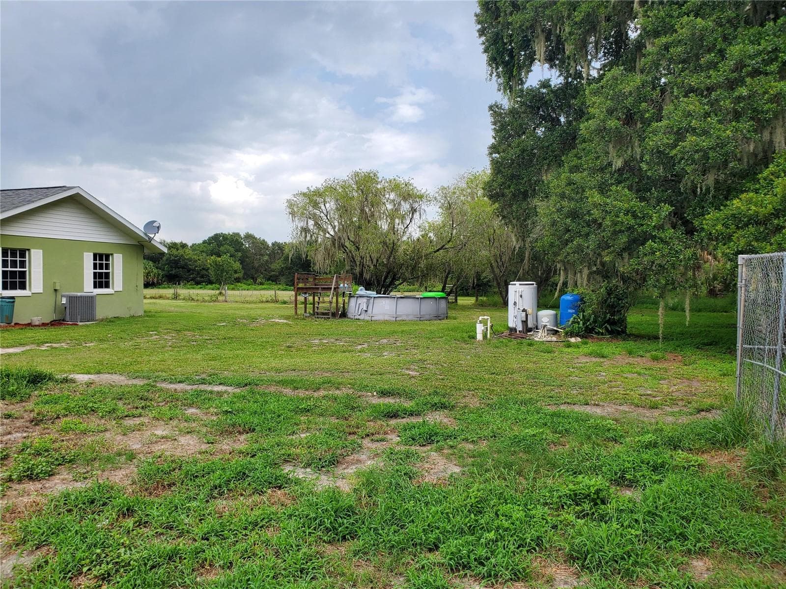 1662 Harvill Rd photo 5