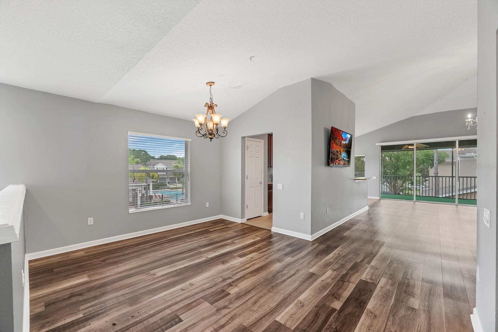 2223 Kings Palace Dr #00 photo 4