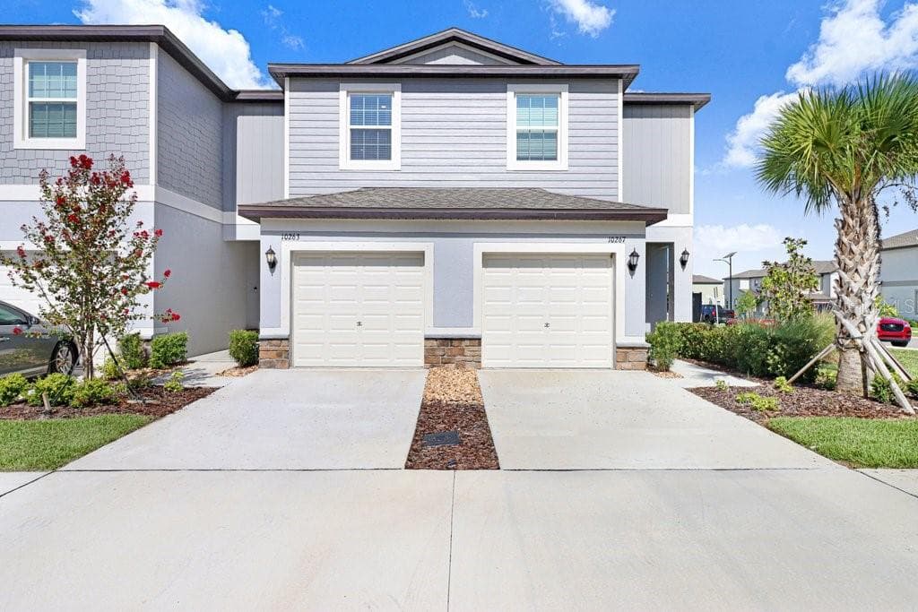 10263 Trumpet Honetsuckle Way