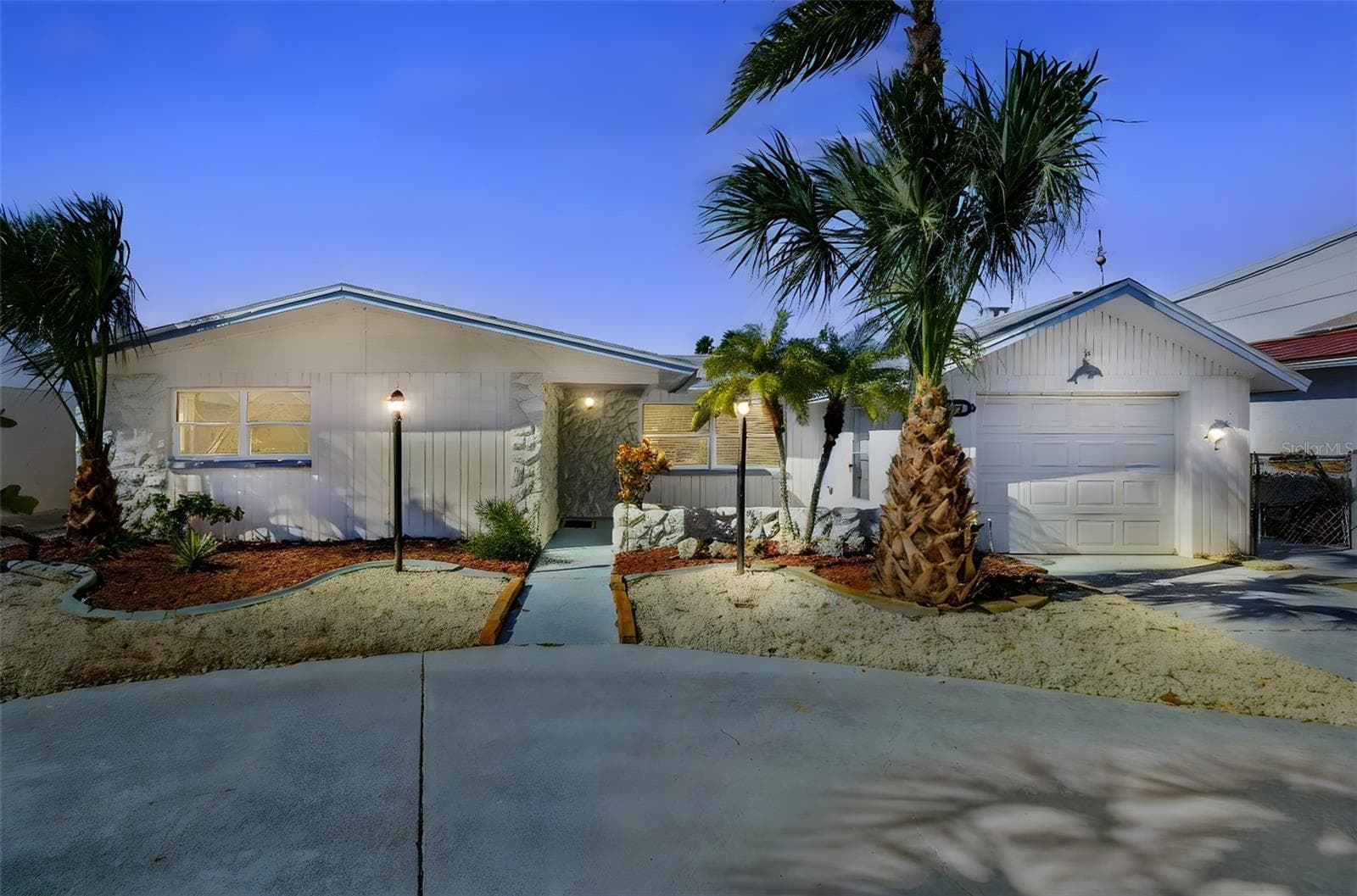 13711 Allyn Dr photo 5