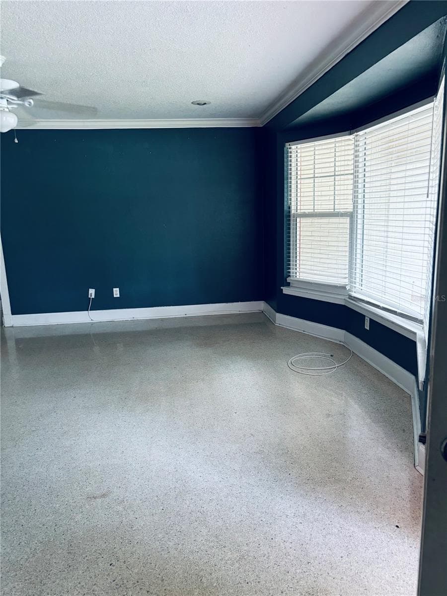 2050 High Ridge Dr photo 4