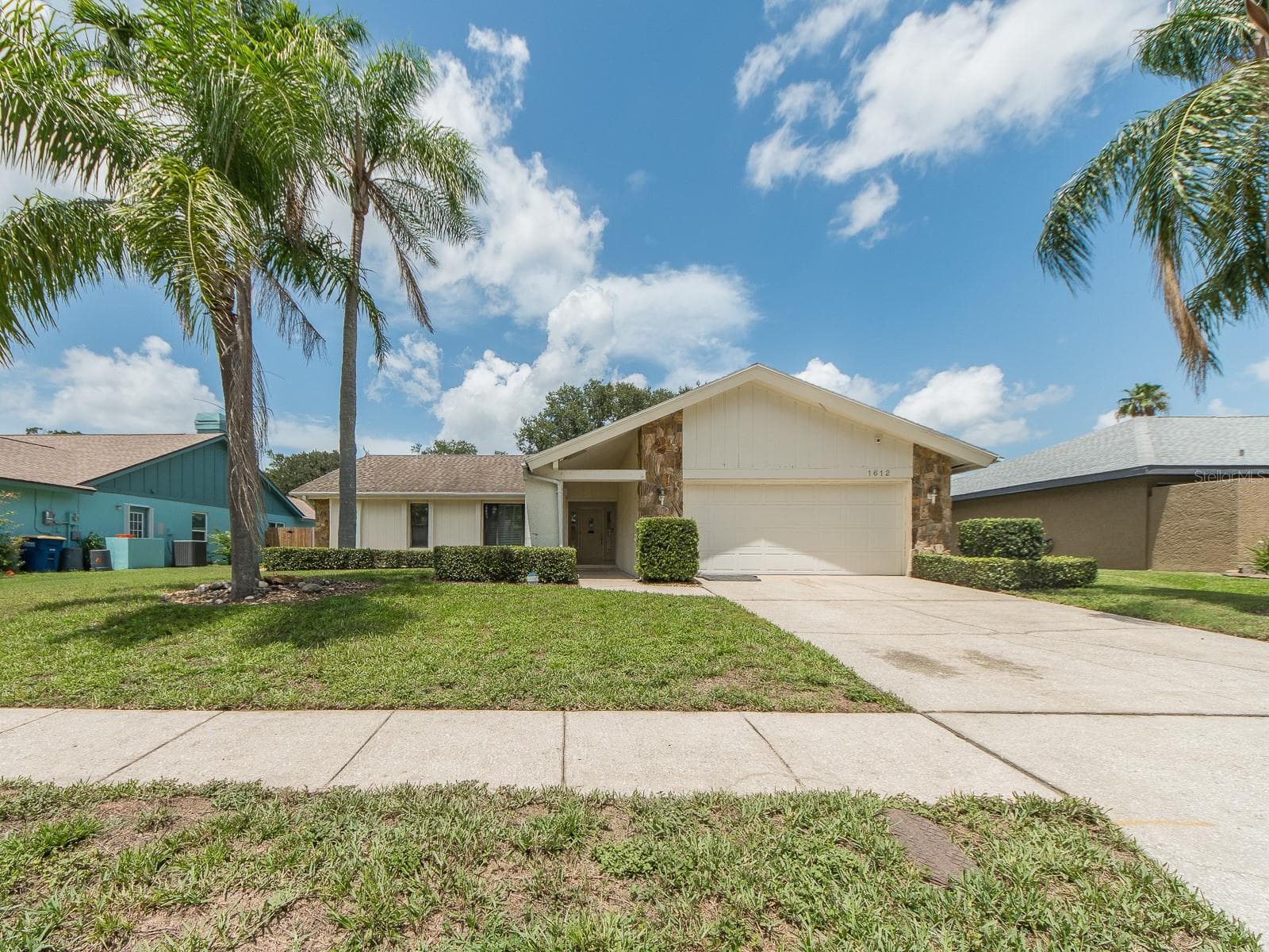 1612 Midnight Pass Way