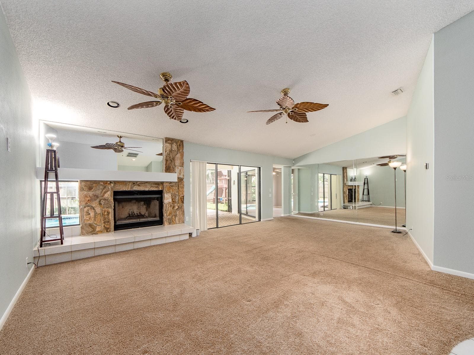 1612 Midnight Pass Way photo 4