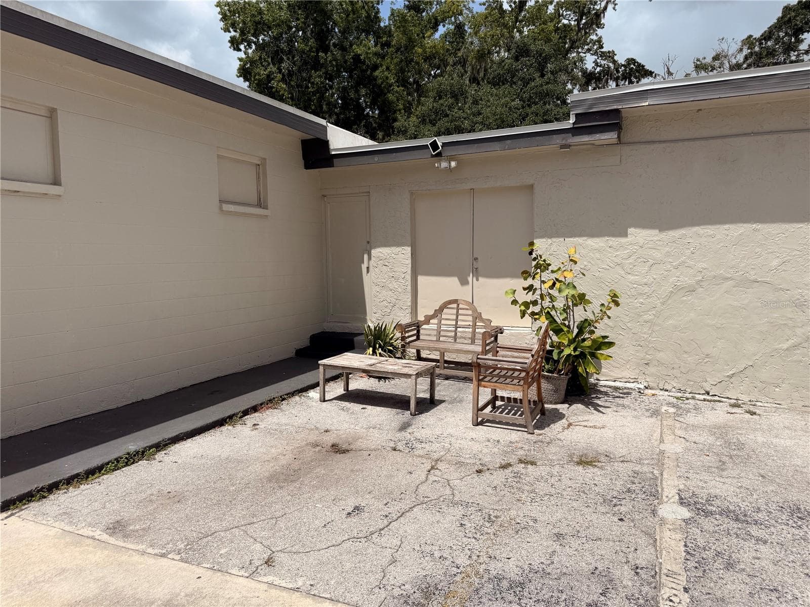 209 Ponce DE Leon Blvd