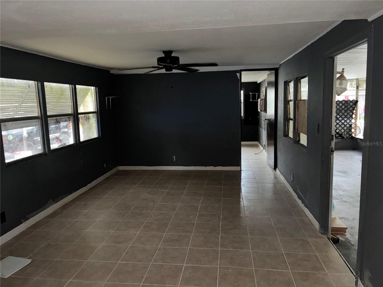 25 Sunset Cir
