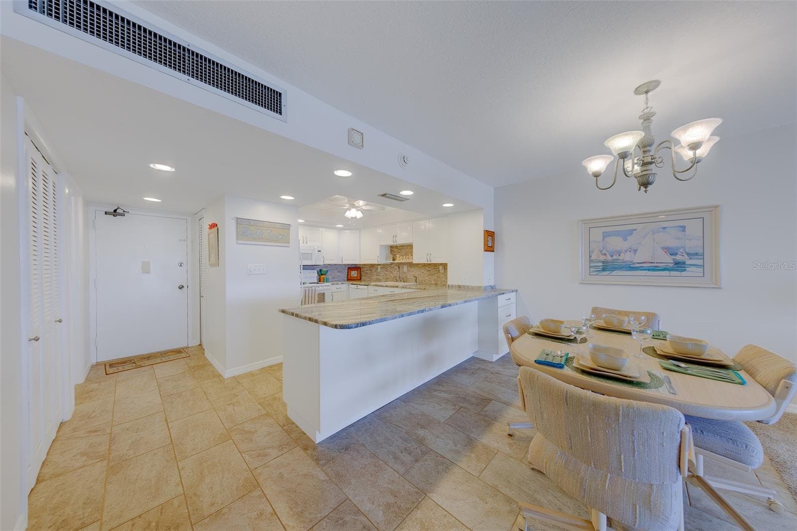 17920 Gulf Blvd #1808 photo 3