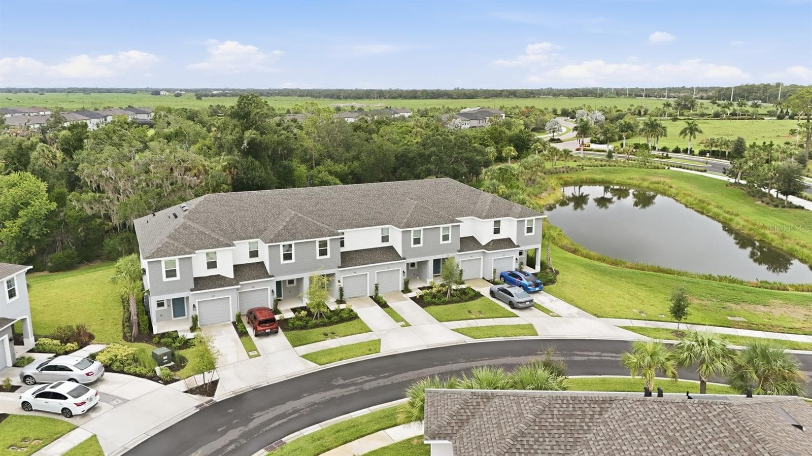 8417 Lunar Skye St