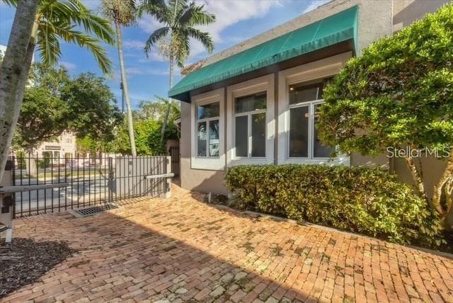 200 Cocoanut Ave #7