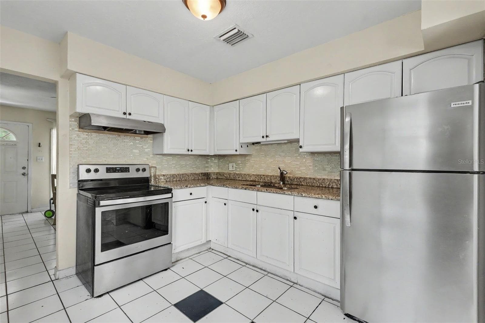 308 E Althea Ave photo 5