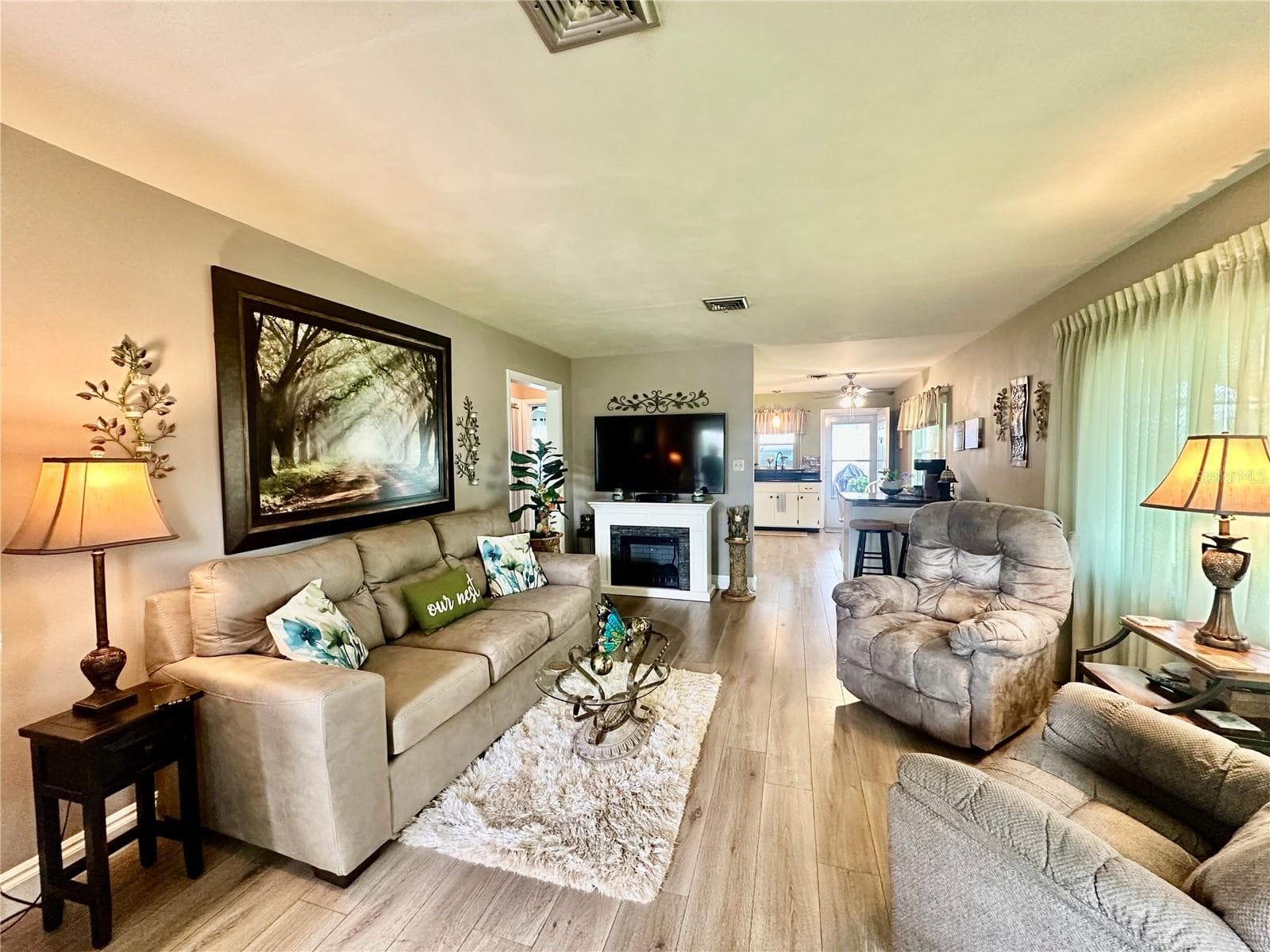 790 Avenue Q SE photo 3