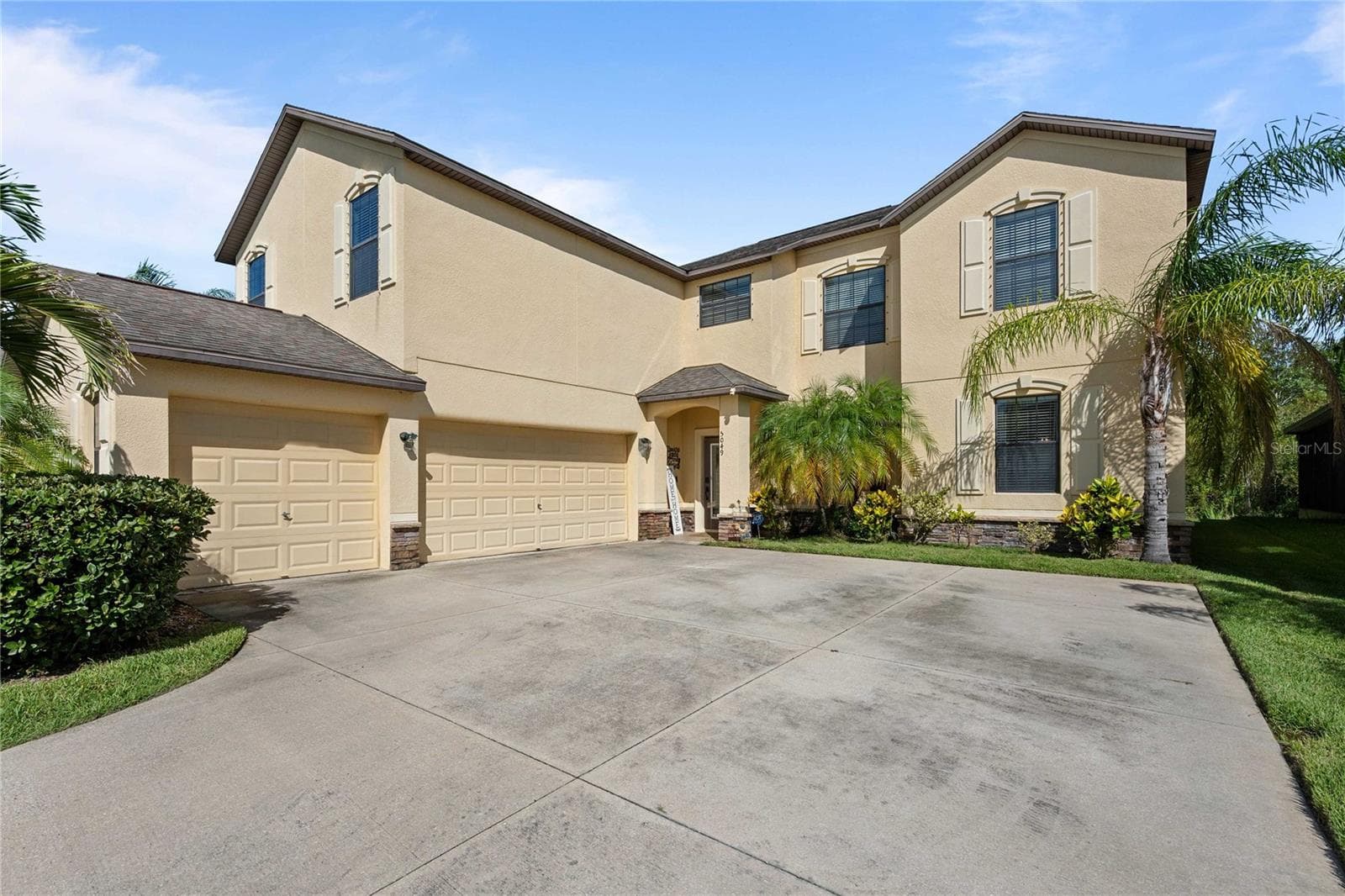 5049 Ivory Stone Dr