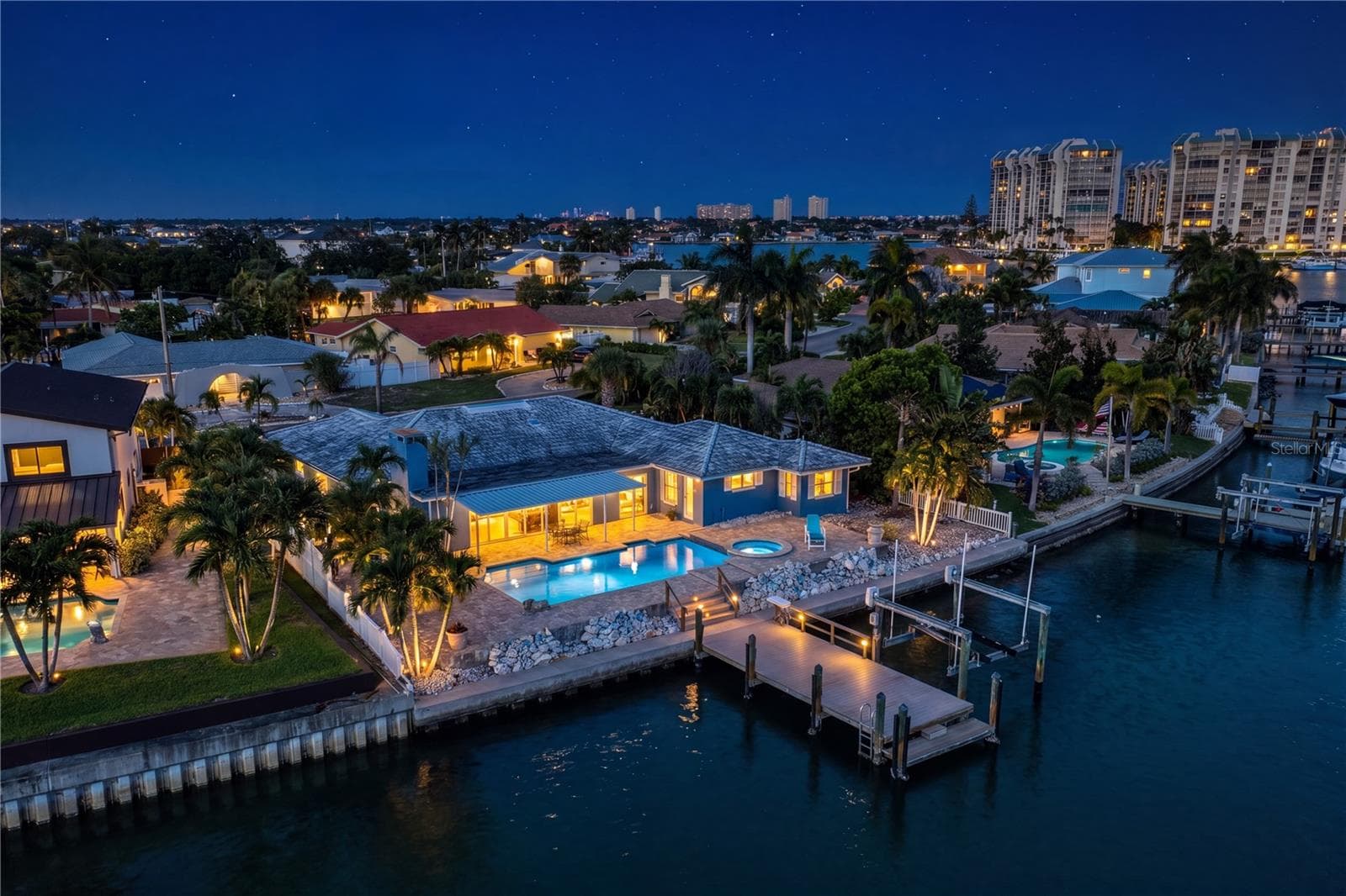 10038 S Yacht Club Dr photo 4
