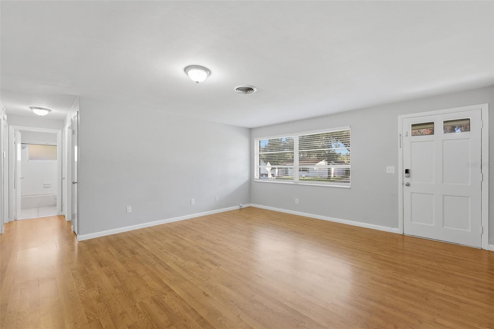 1387 Bellevue Blvd photo 4