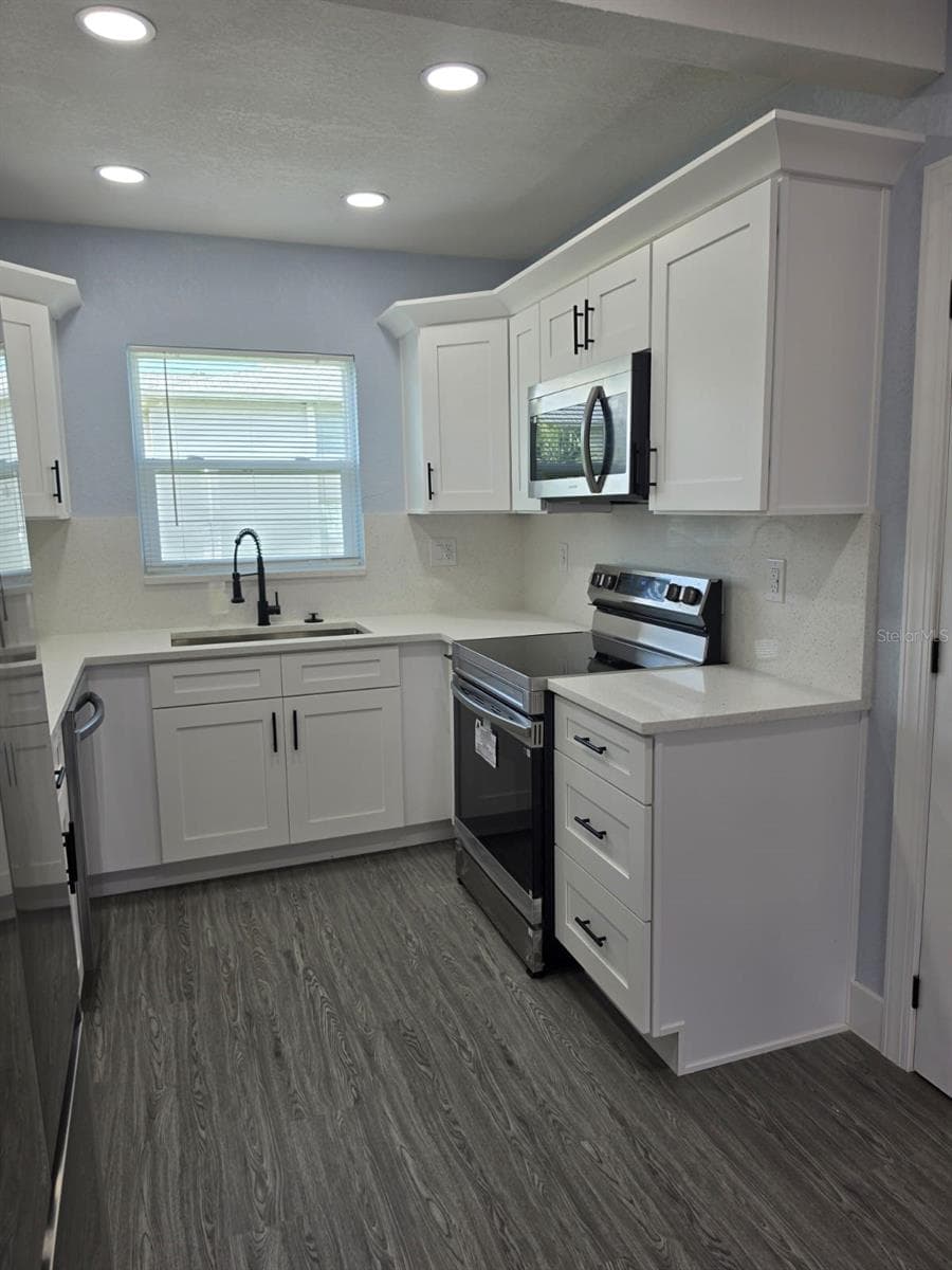 7710 Coral Vine Ln photo 4