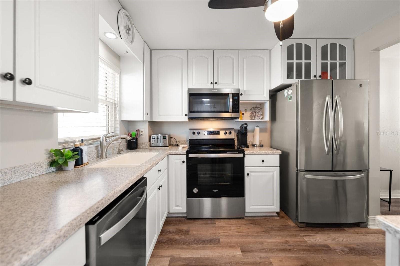 1270 Gulf Blvd #1503 photo 5