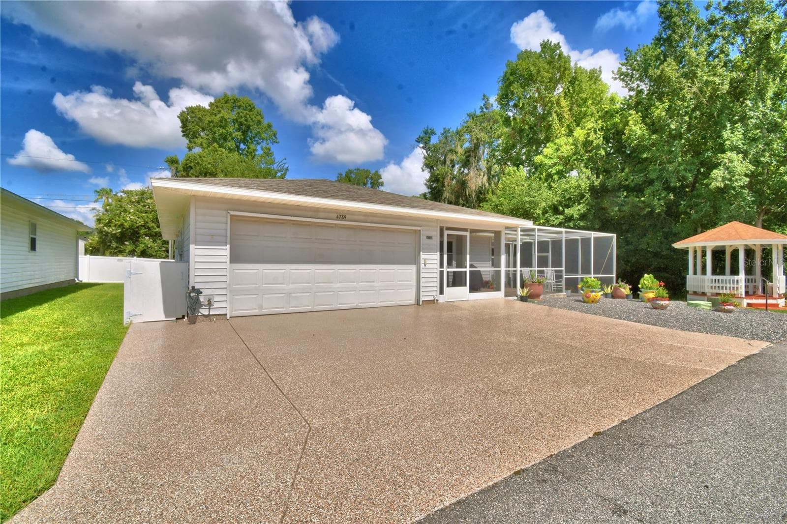 4789 Squire Hollow Dr