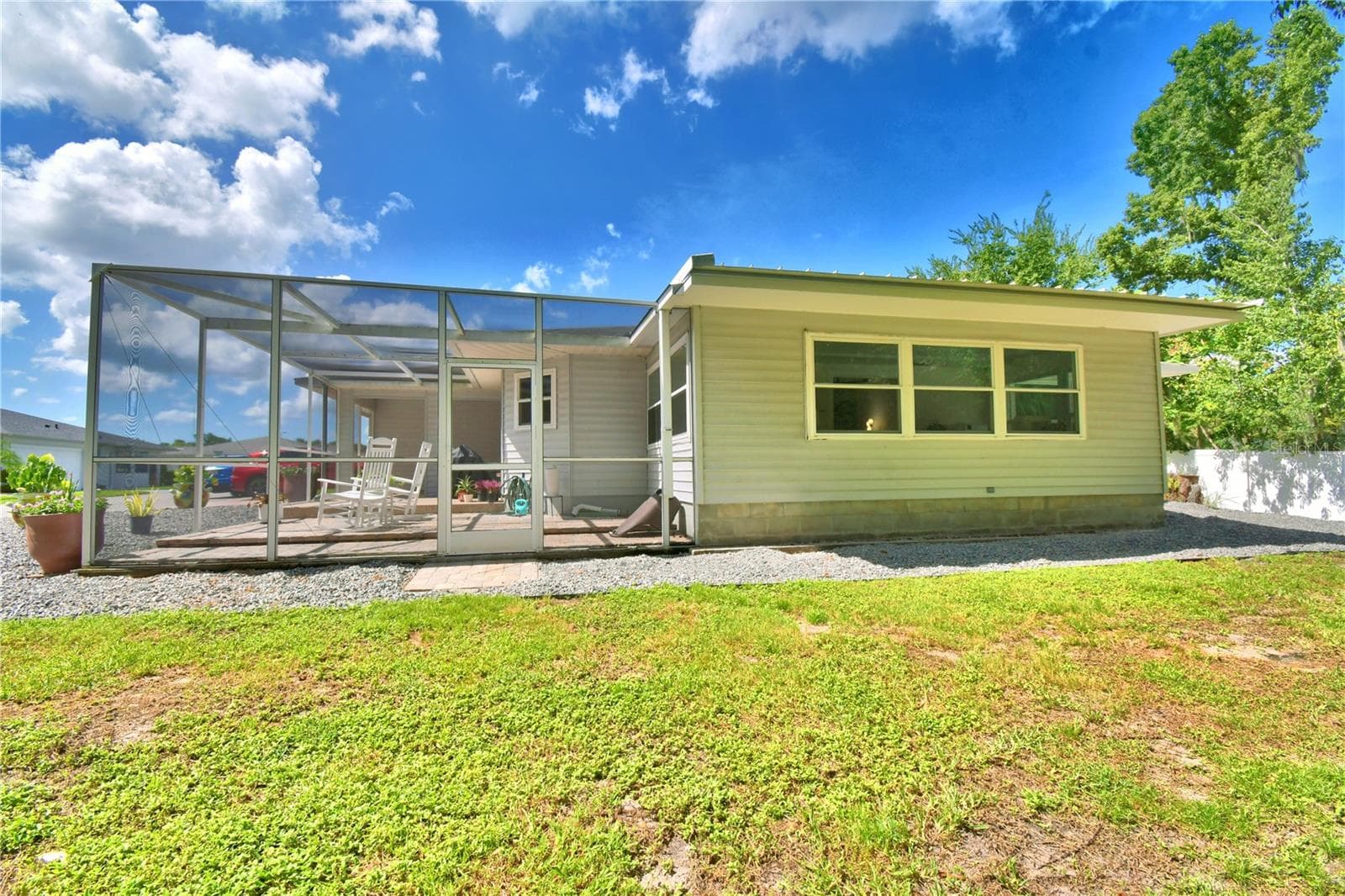 4789 Squire Hollow Dr photo 4