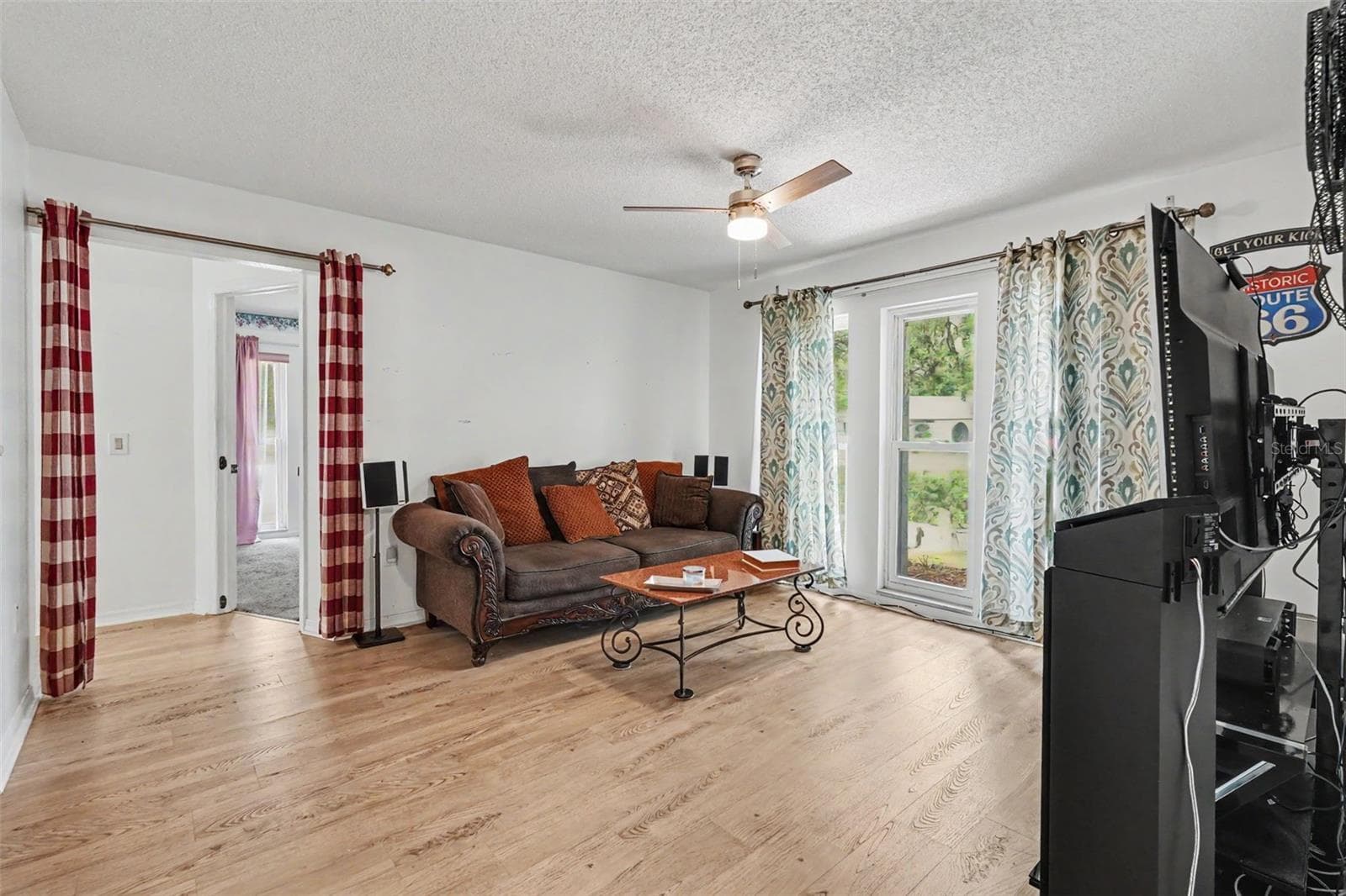 8251 Earlshire Ln photo 4
