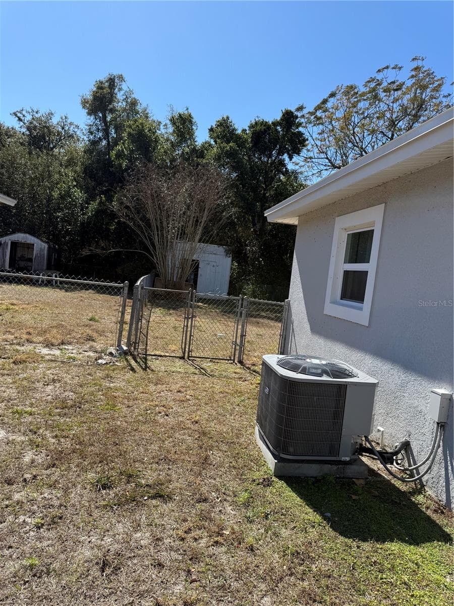 204 6th Jpv St photo 3