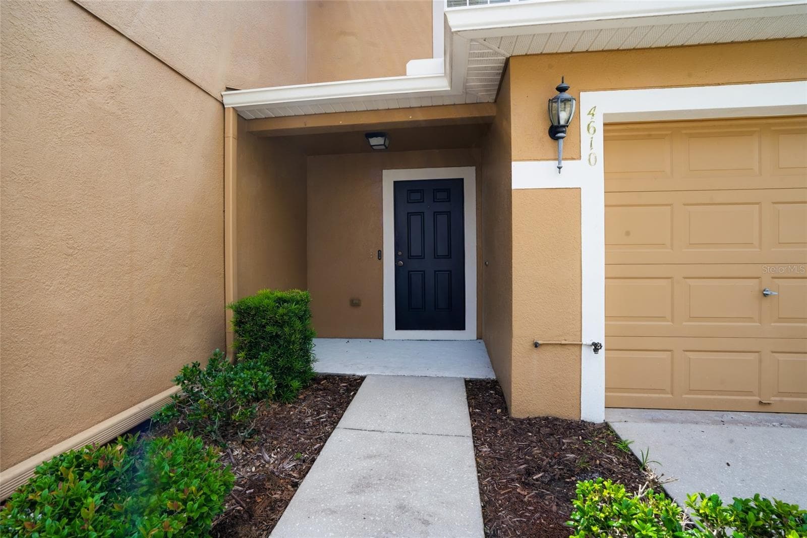 4610 Winding River Way photo 4