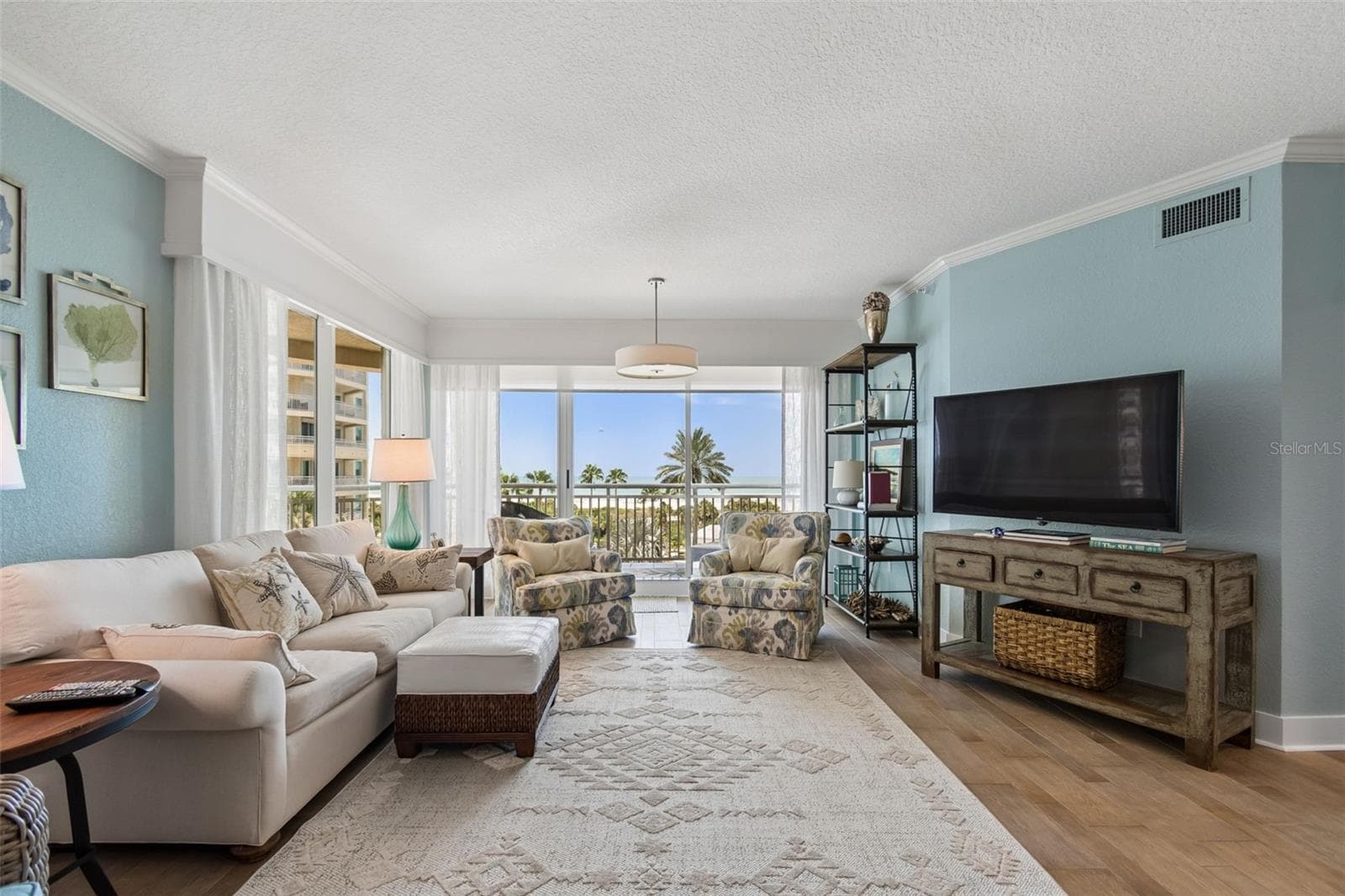 1170 Gulf Blvd #403 photo 5