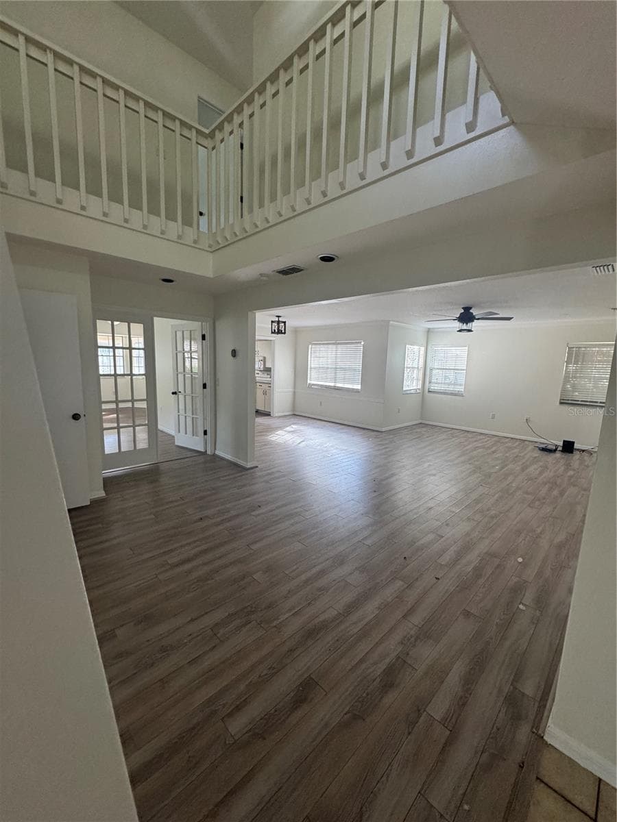 6812 Arbor Oaks Dr photo 3