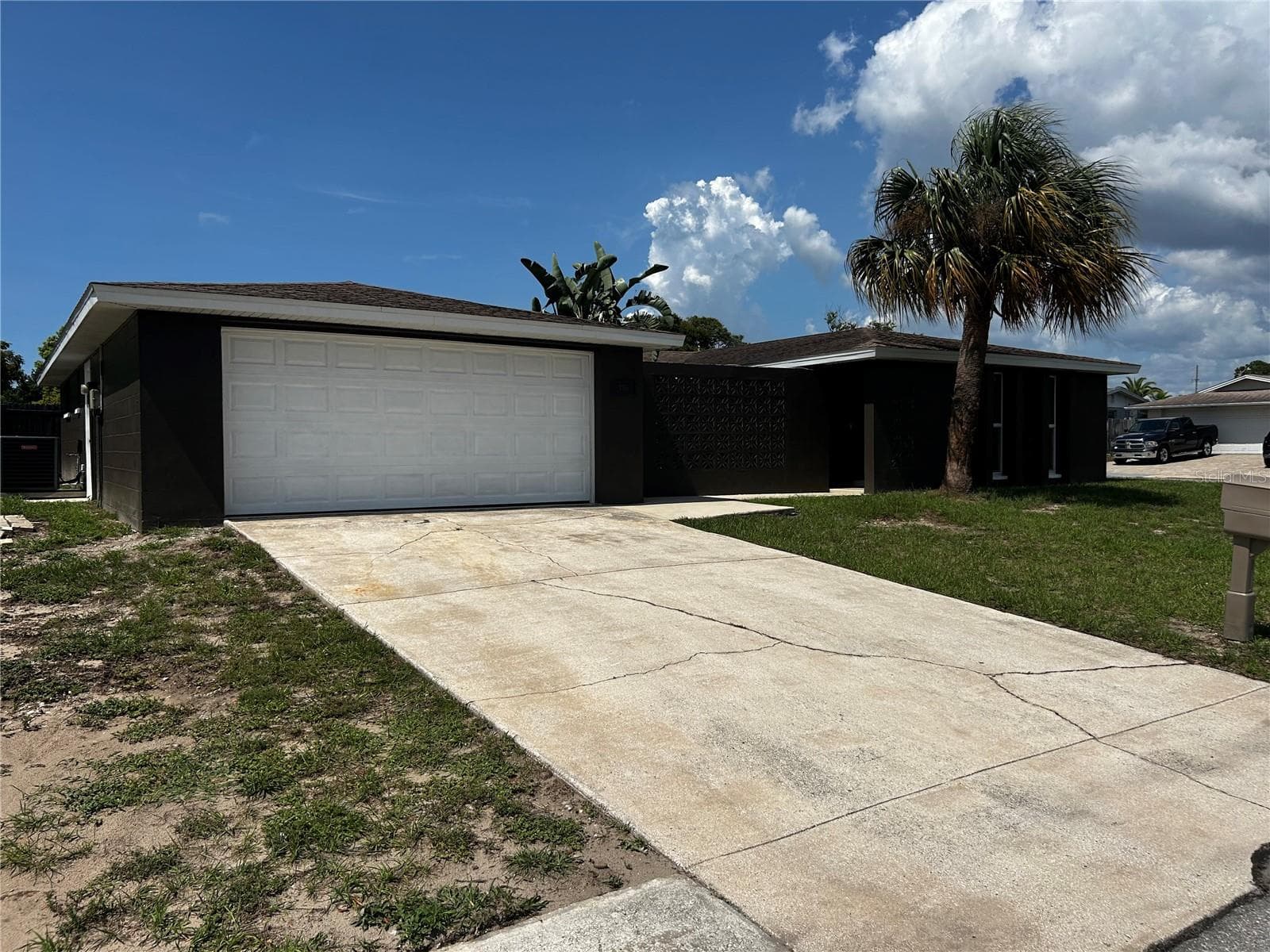 7335 Gulf Highlands Dr