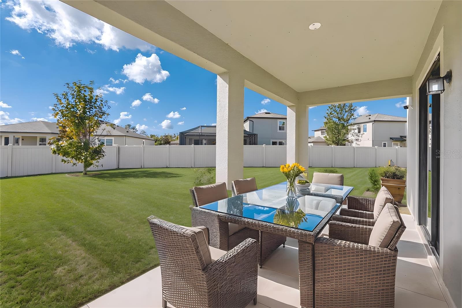 18576 Obregan Dr photo 5