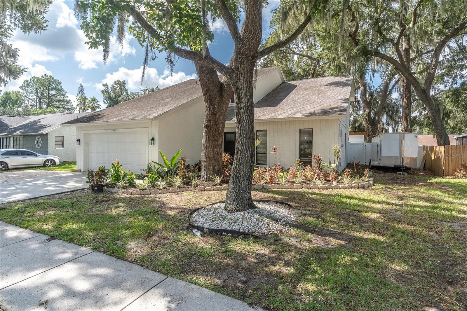 1901 Landside Dr