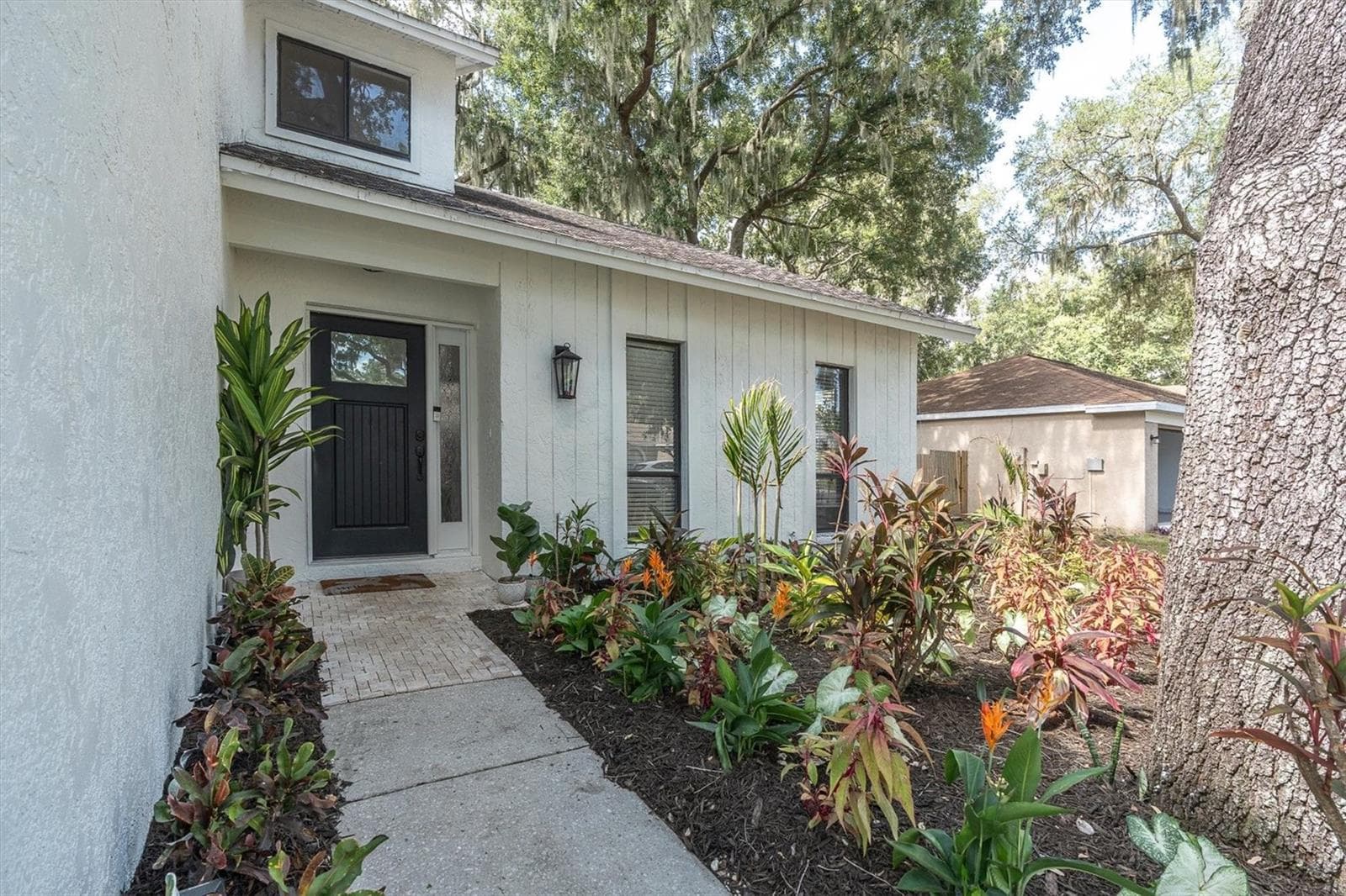 1901 Landside Dr photo 3