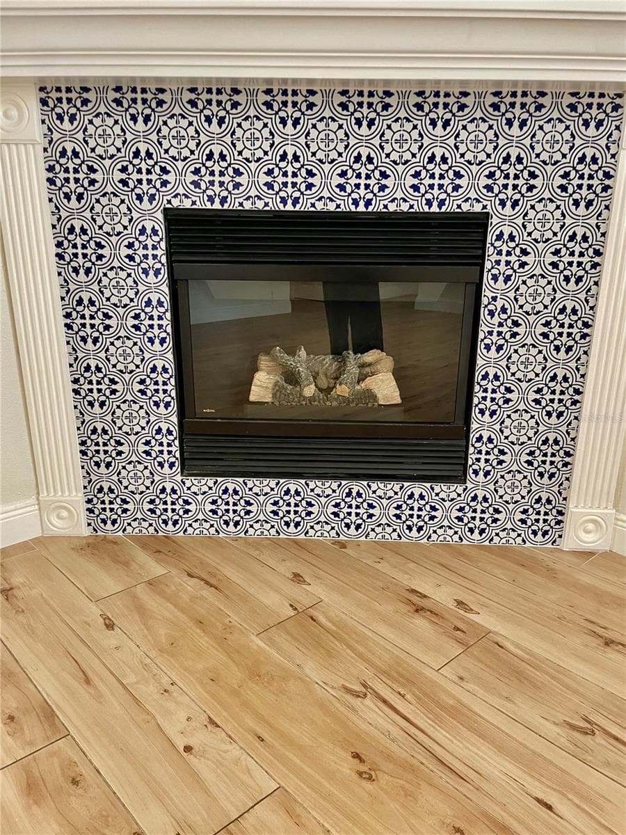 13261 Royal George Ave photo 5